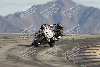 media/Nov-16-2025-Race Pace (Sun) [[8c5fa54630]]/Verified Riders/8-Turn 12 (120pm)/